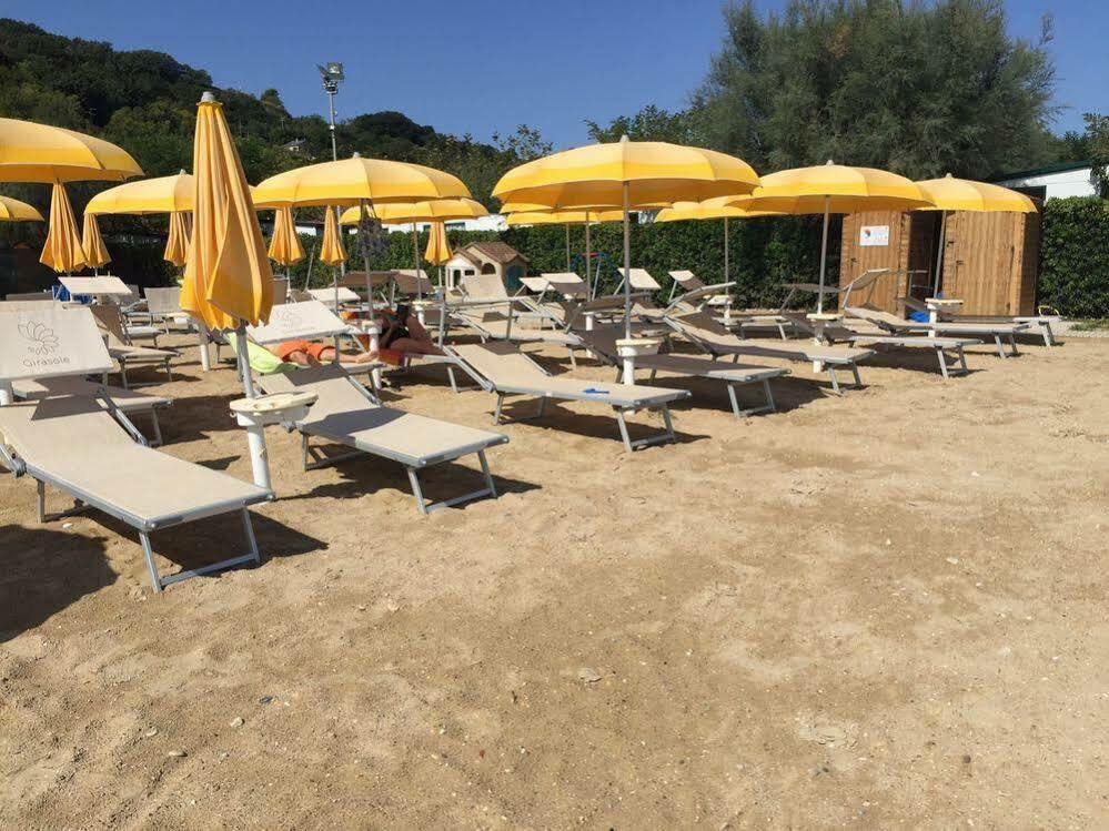 Girasole Eco Family Village Fermo Exterior photo